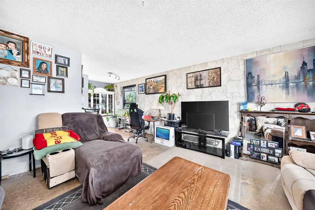 360 Rundlefield Road NE