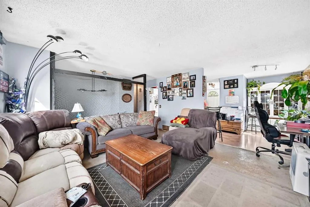 360 Rundlefield Road NE