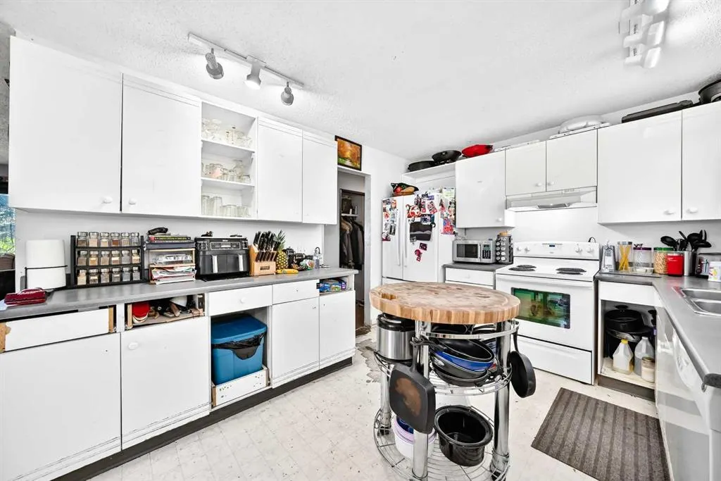 360 Rundlefield Road NE