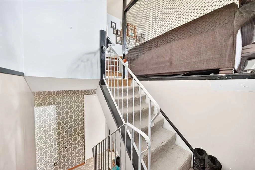 360 Rundlefield Road NE