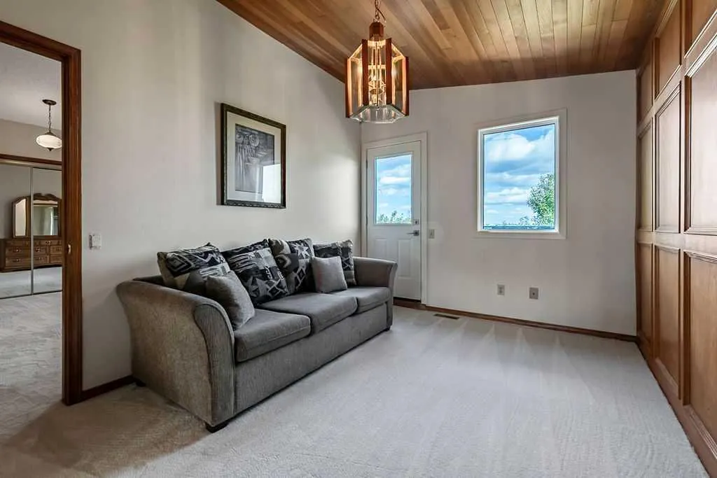 56 Bernard Way NW