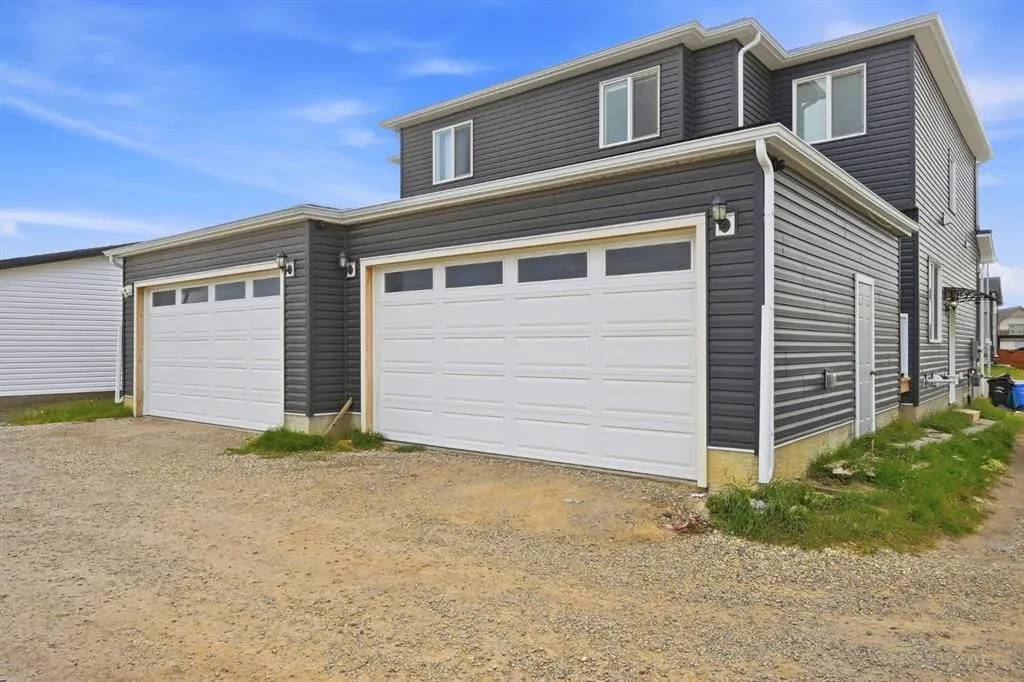 118 Saddlelake Manor NE