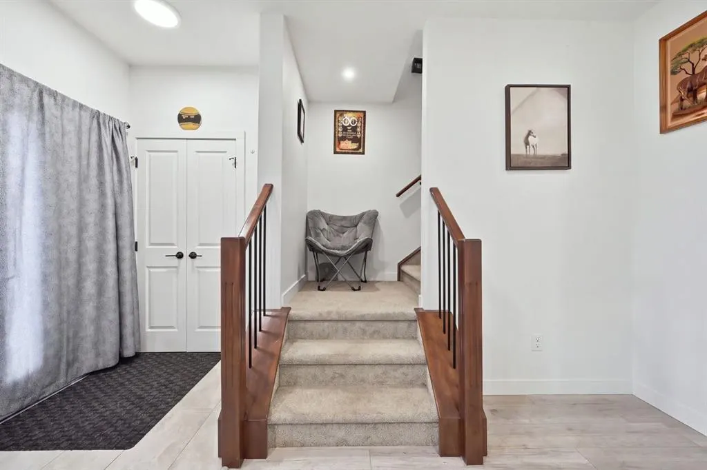 118 Saddlelake Manor NE