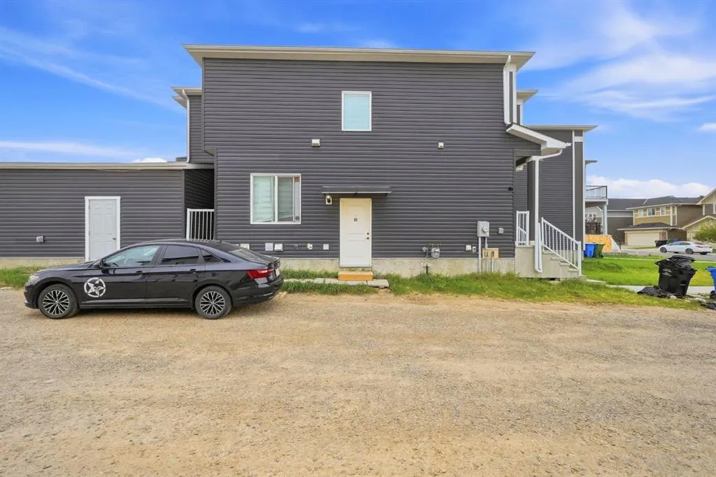 118 Saddlelake Manor NE