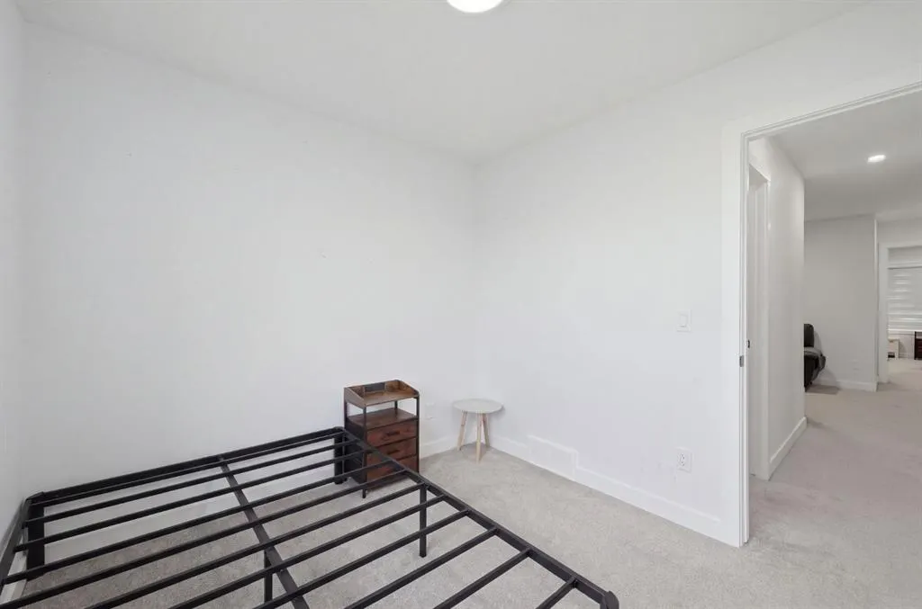 118 Saddlelake Manor NE