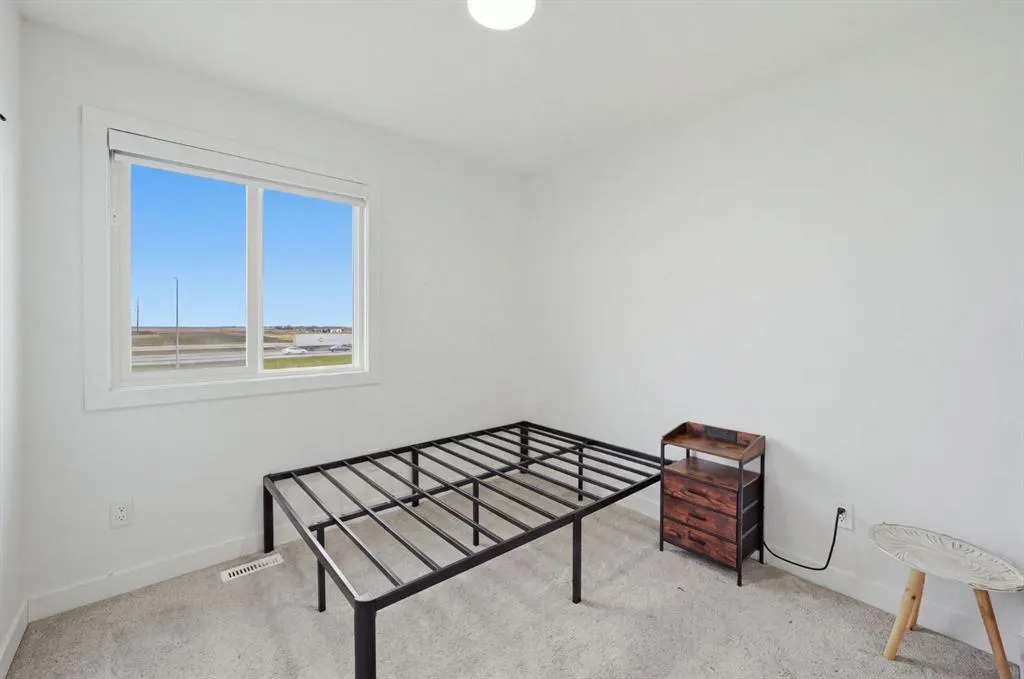 118 Saddlelake Manor NE