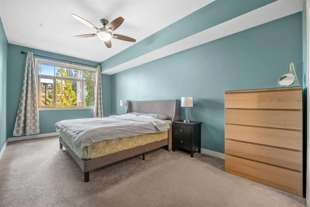 22 Auburn Bay Link SE #204