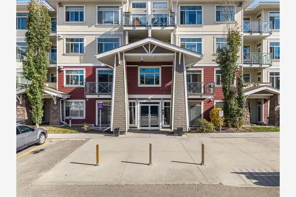 22 Auburn Bay Link SE #204
