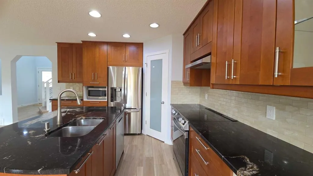 6 Cranwell Manor SE