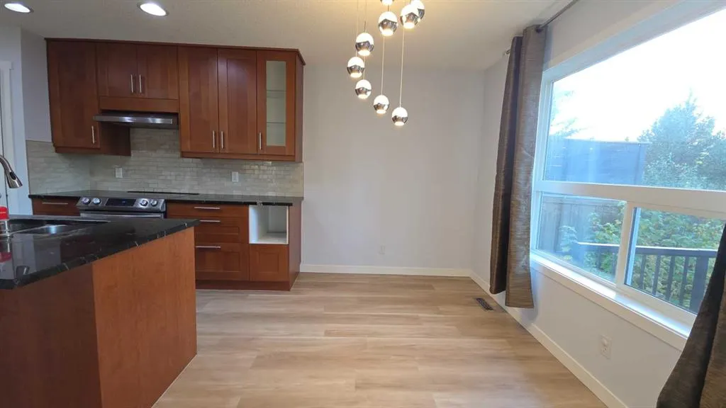 6 Cranwell Manor SE