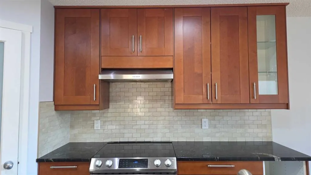 6 Cranwell Manor SE