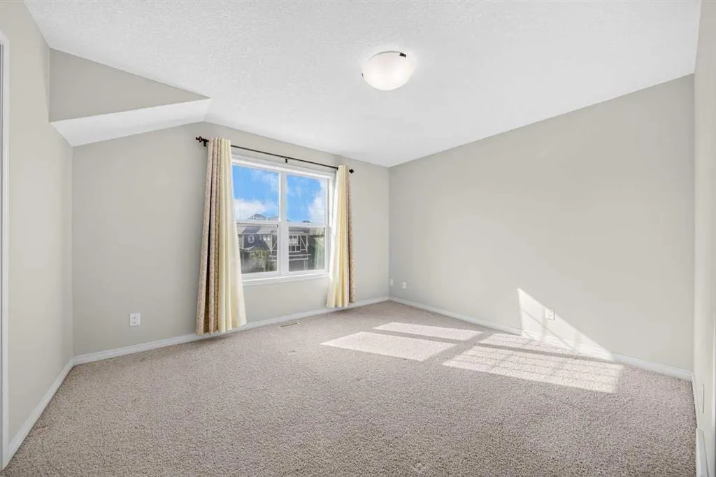 427 Mahogany Boulevard SE