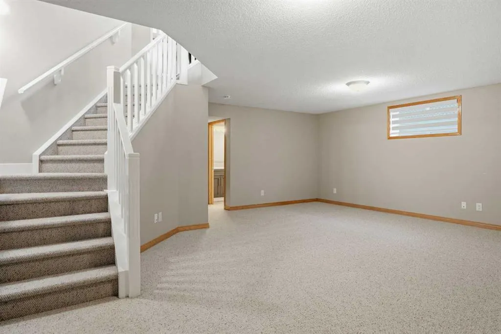 209 Oakmere Close