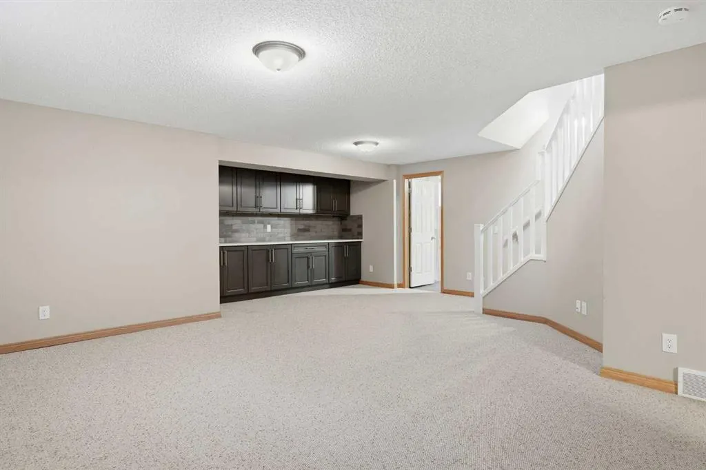 209 Oakmere Close