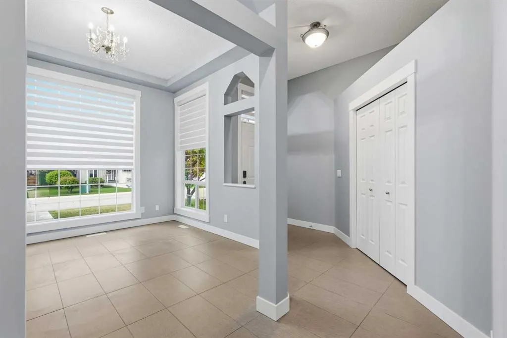 209 Oakmere Close