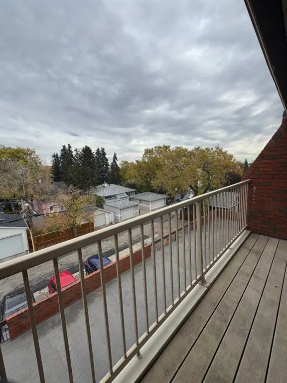 222 5 Avenue NE #404