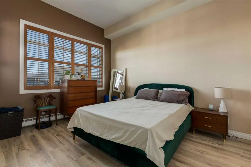 930 Centre Avenue NE #626