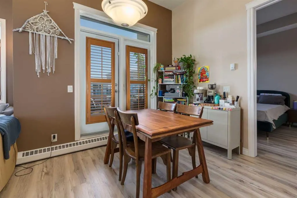 930 Centre Avenue NE #626