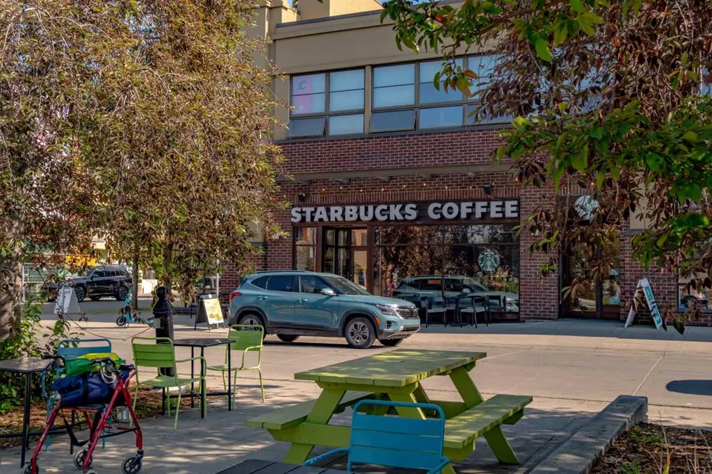 930 Centre Avenue NE #626