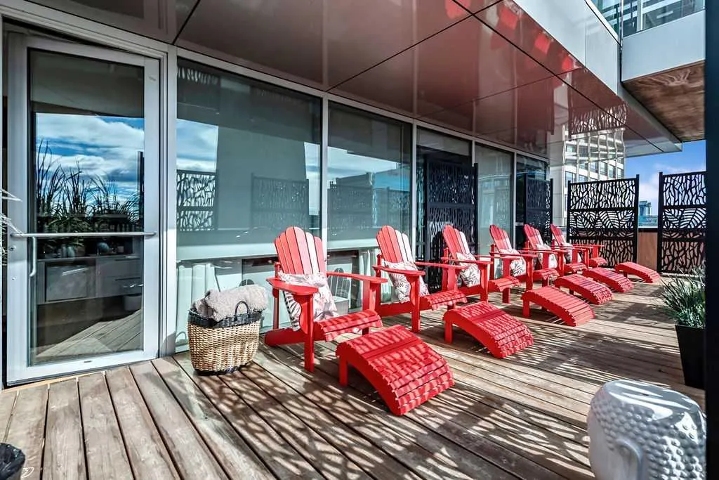 108 9 Avenue SW #1502