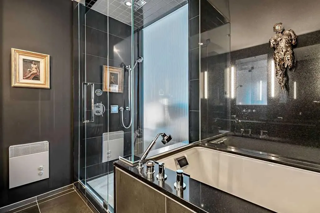 108 9 Avenue SW #1502