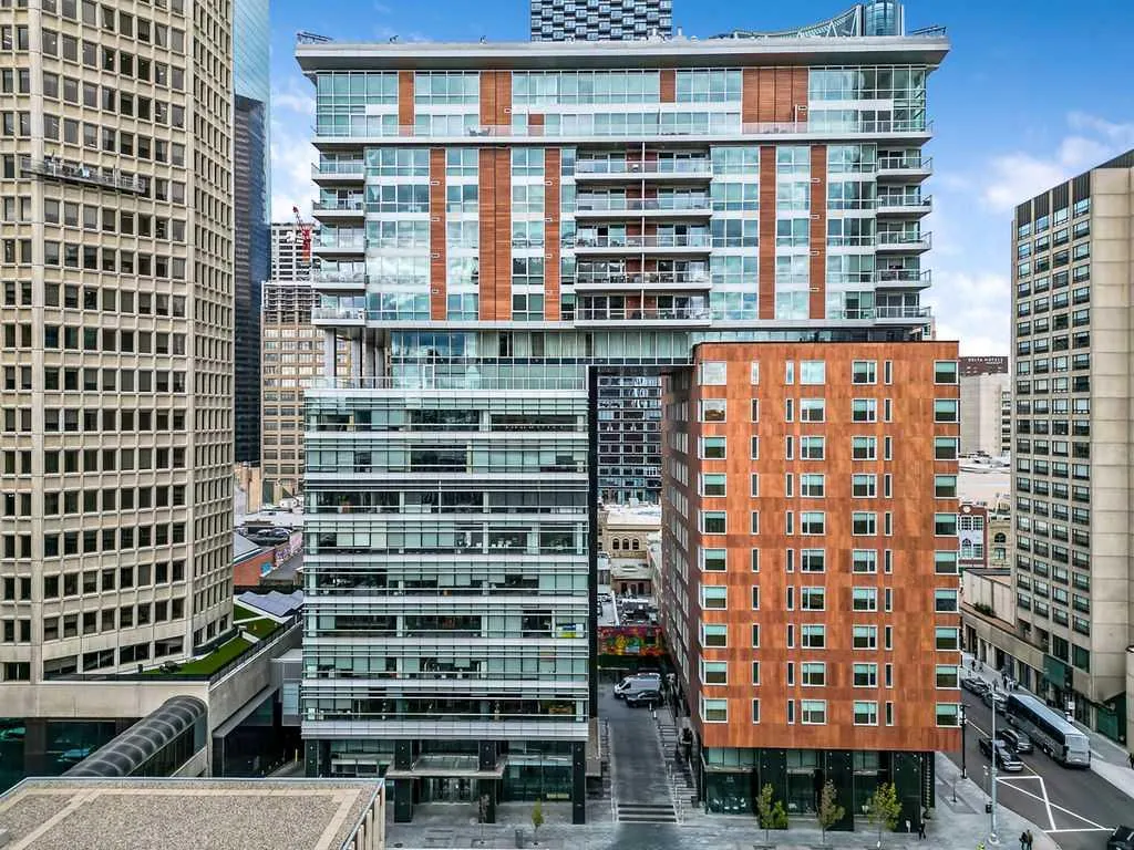 108 9 Avenue SW #1502