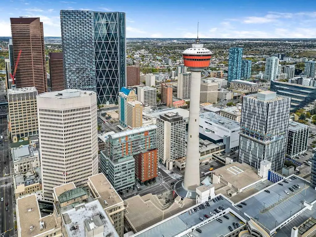 108 9 Avenue SW #1502