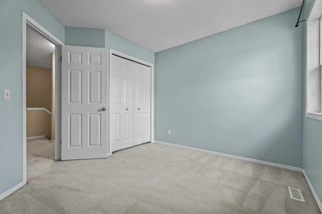 255 Prestwick Acres Lane SE