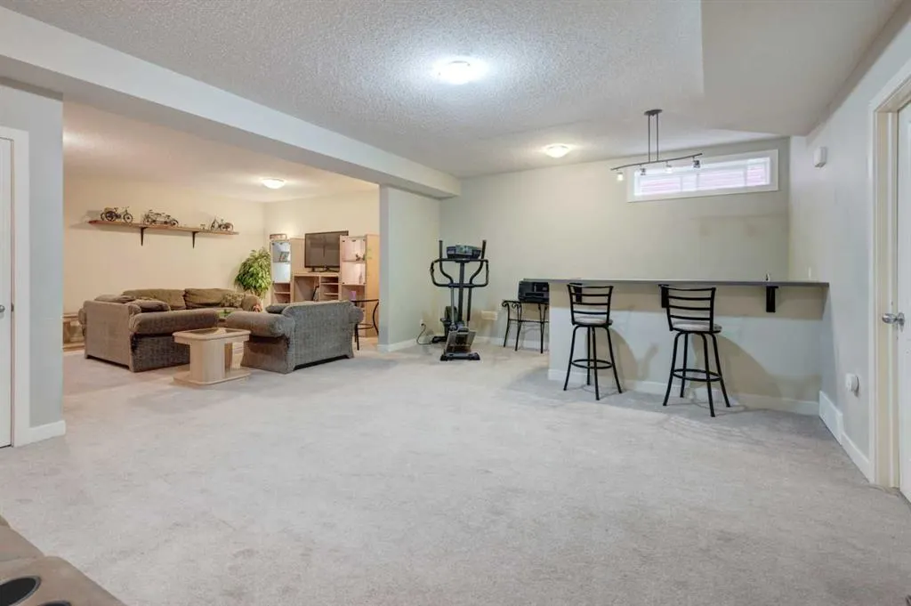 541 Boulder Creek Green SE