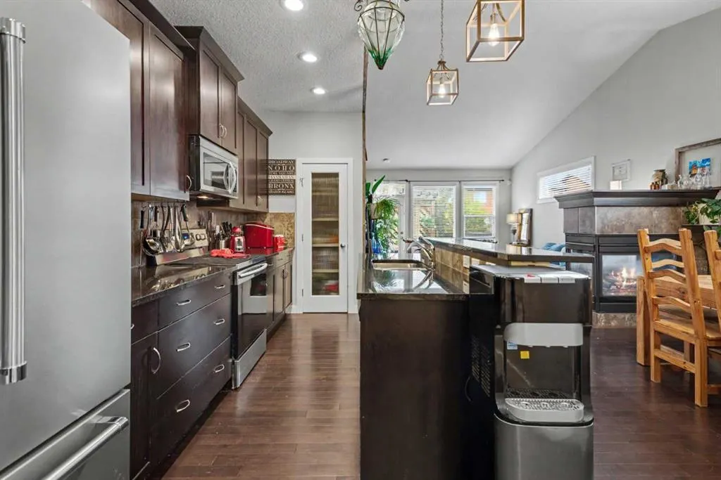 541 Boulder Creek Green SE
