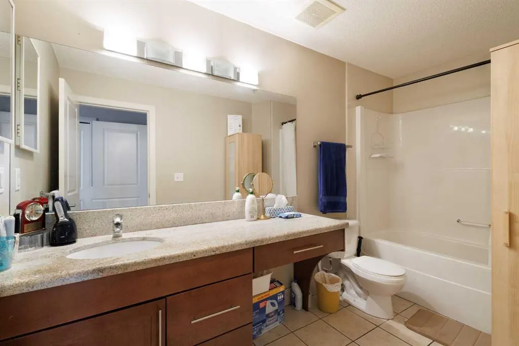 162 Country Village Circle NE #110
