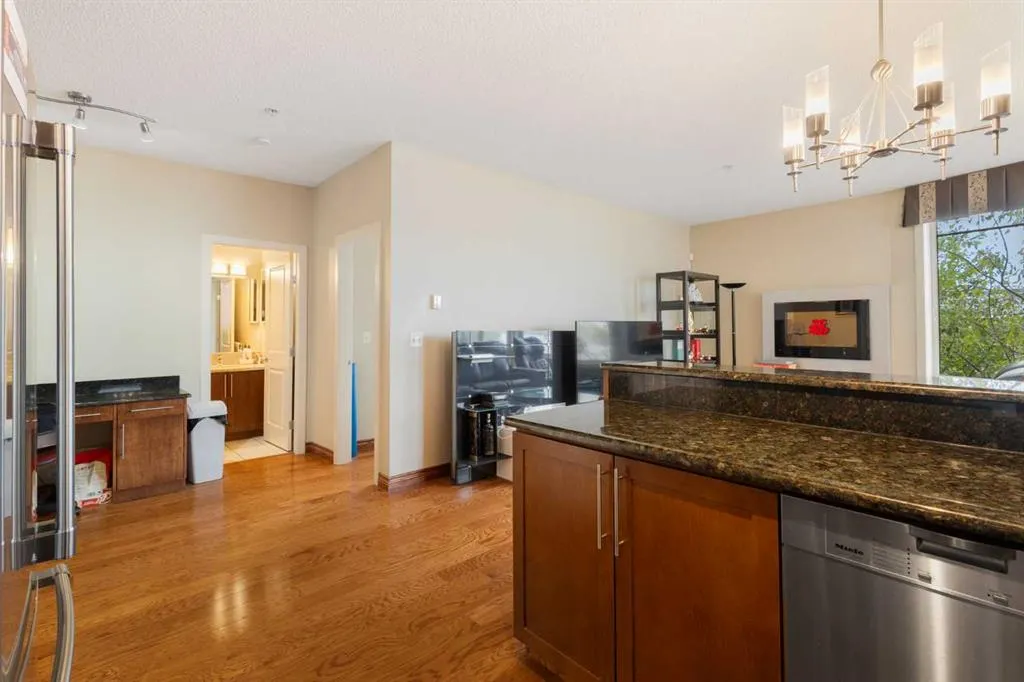162 Country Village Circle NE #110