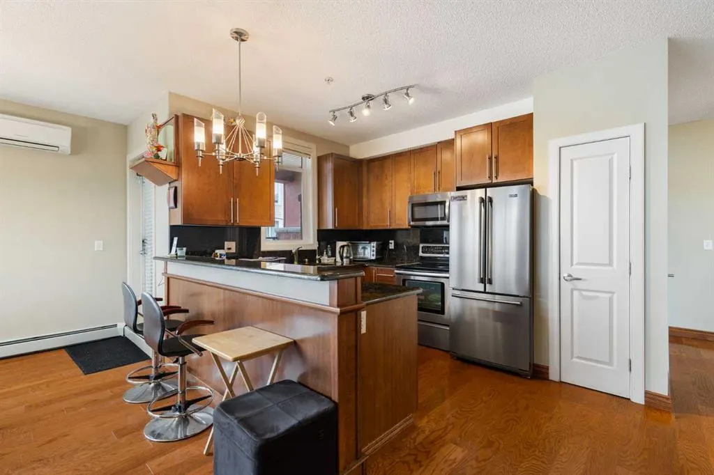 162 Country Village Circle NE #110