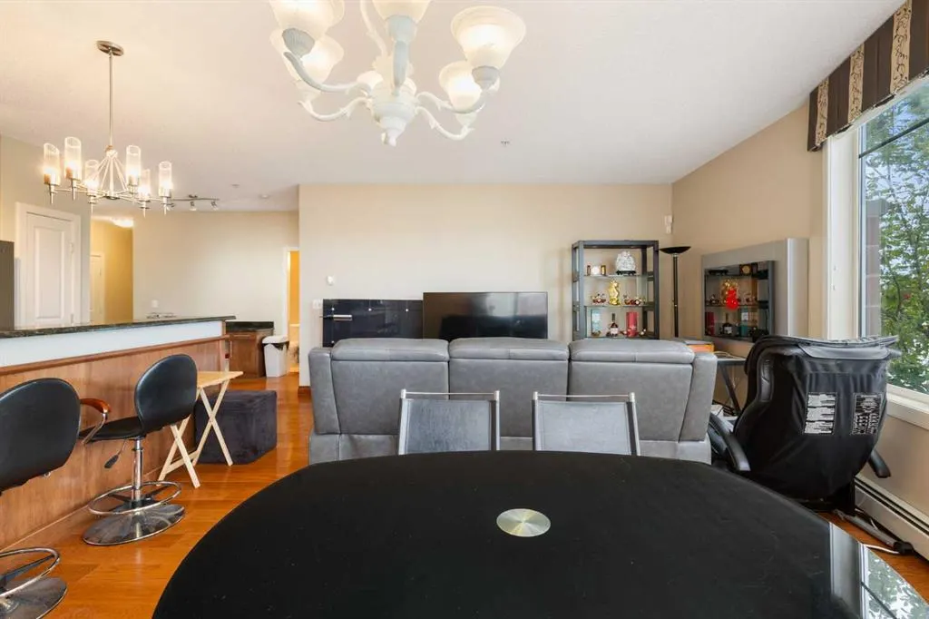 162 Country Village Circle NE #110