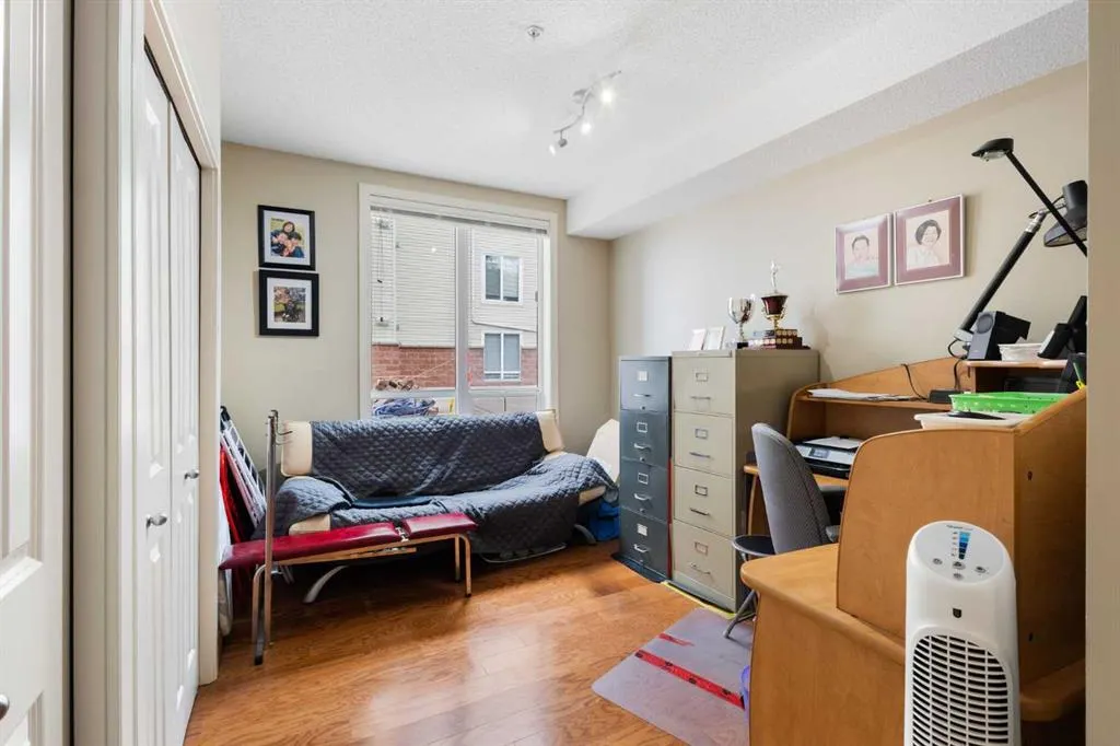 162 Country Village Circle NE #110