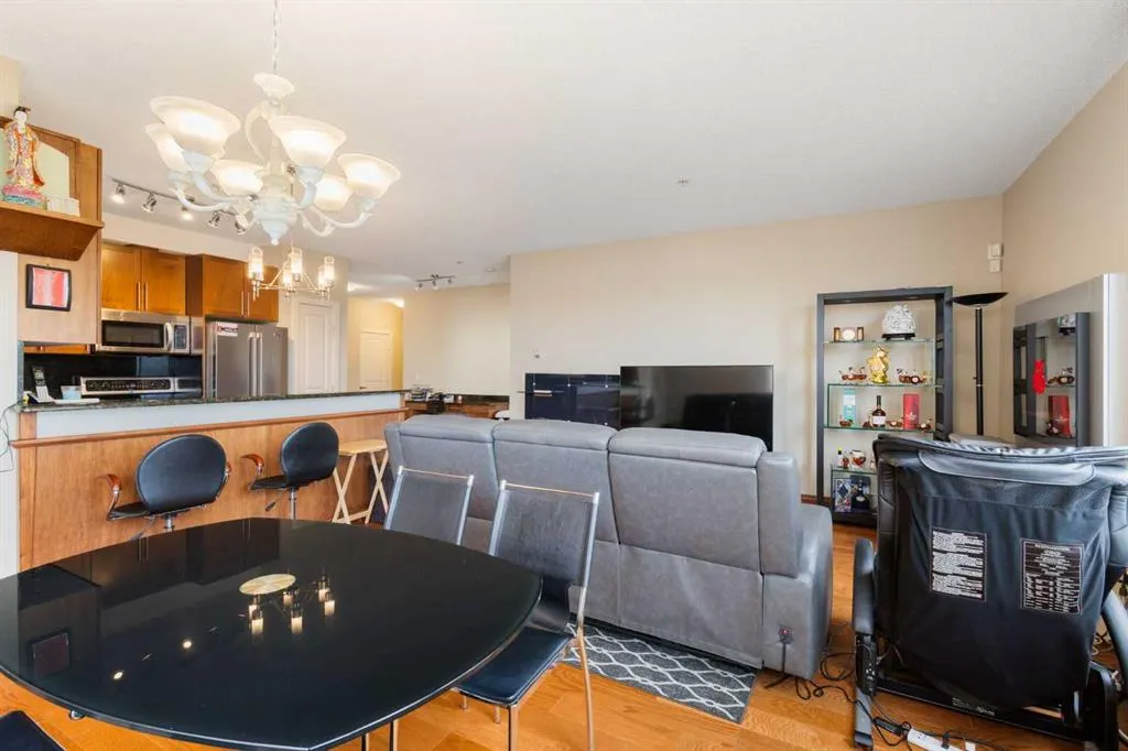 162 Country Village Circle NE #110