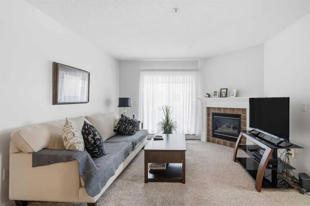 280 Shawville Way SE #209
