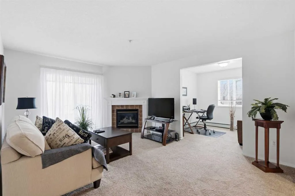 280 Shawville Way SE #209