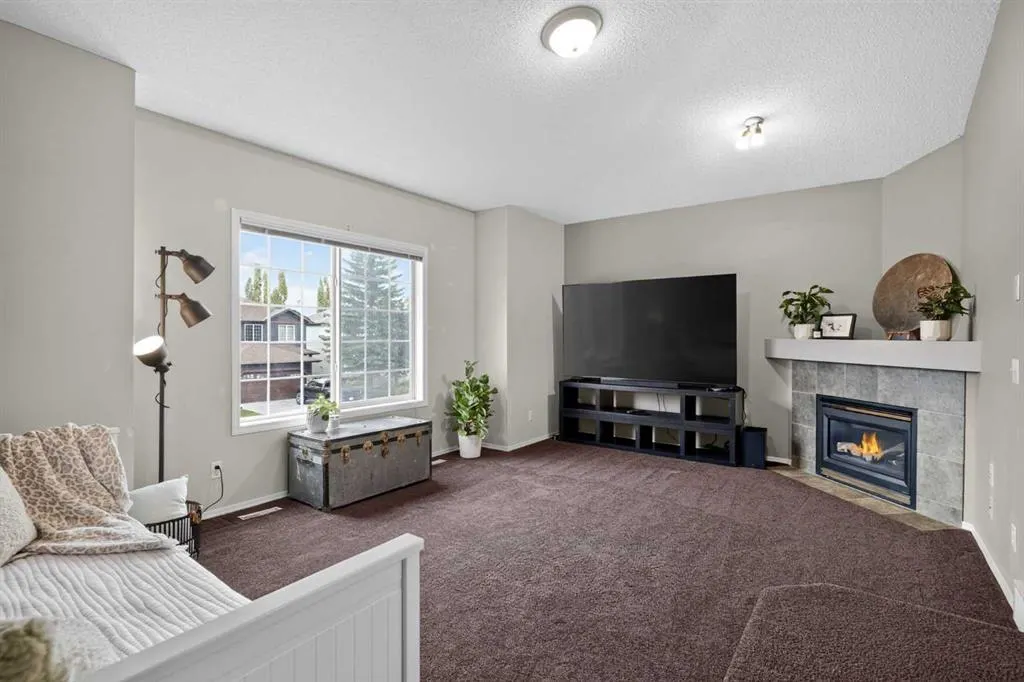 47 Chaparral Common SE