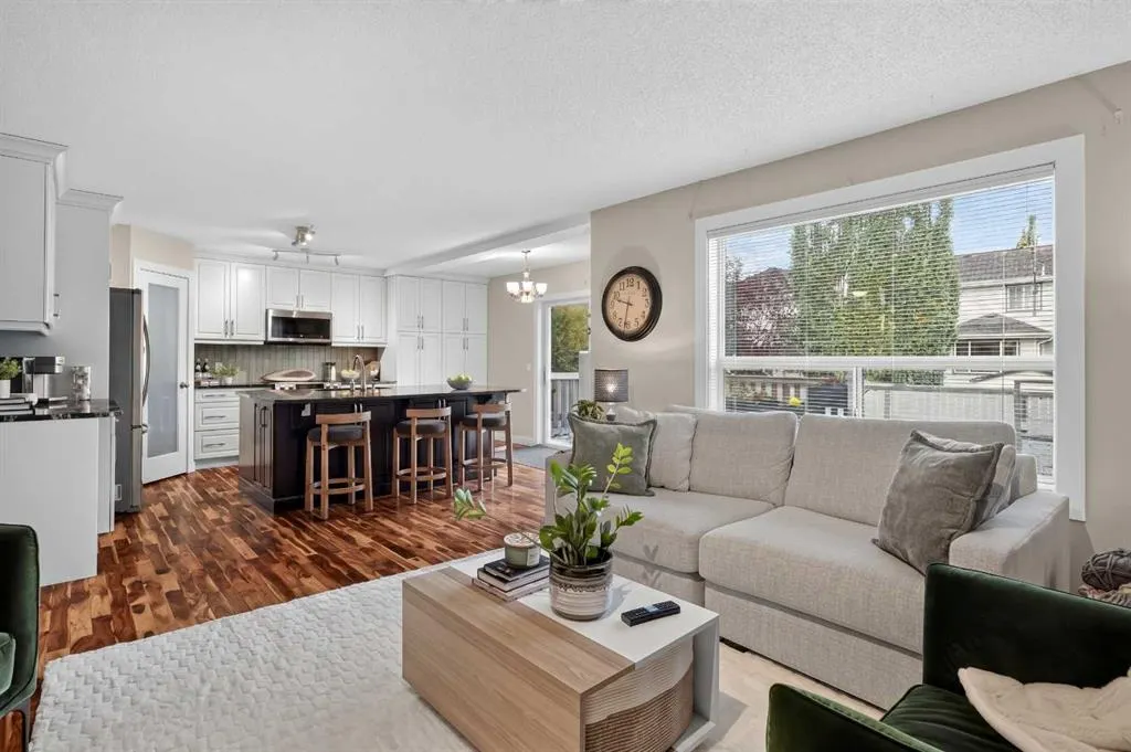 47 Chaparral Common SE