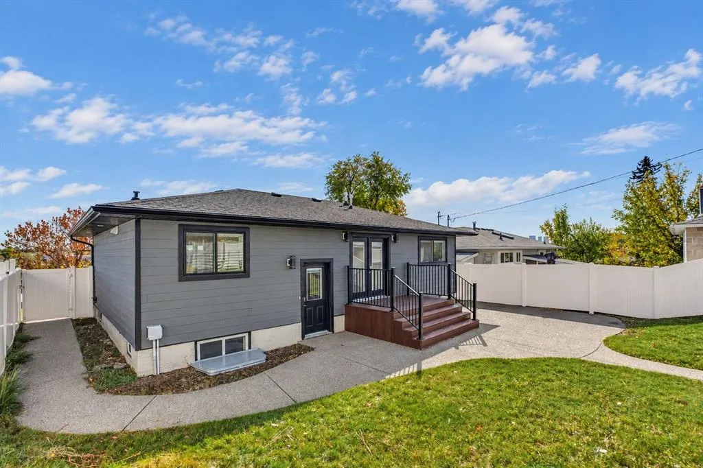 5031 Trelle Drive NE