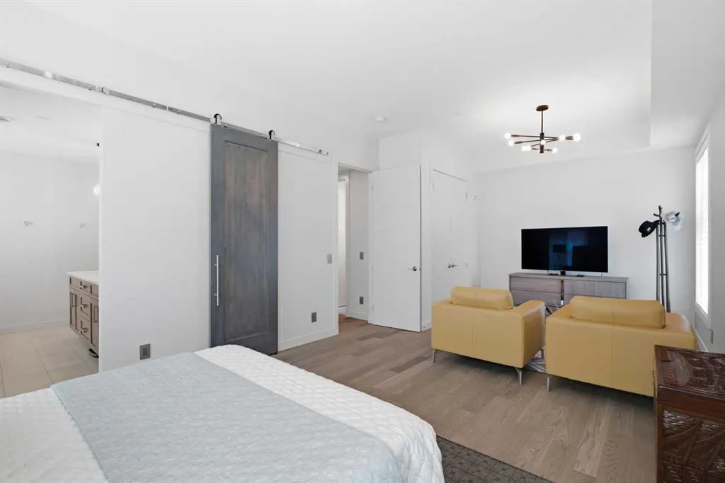 105 Lebel Crescent NW #301