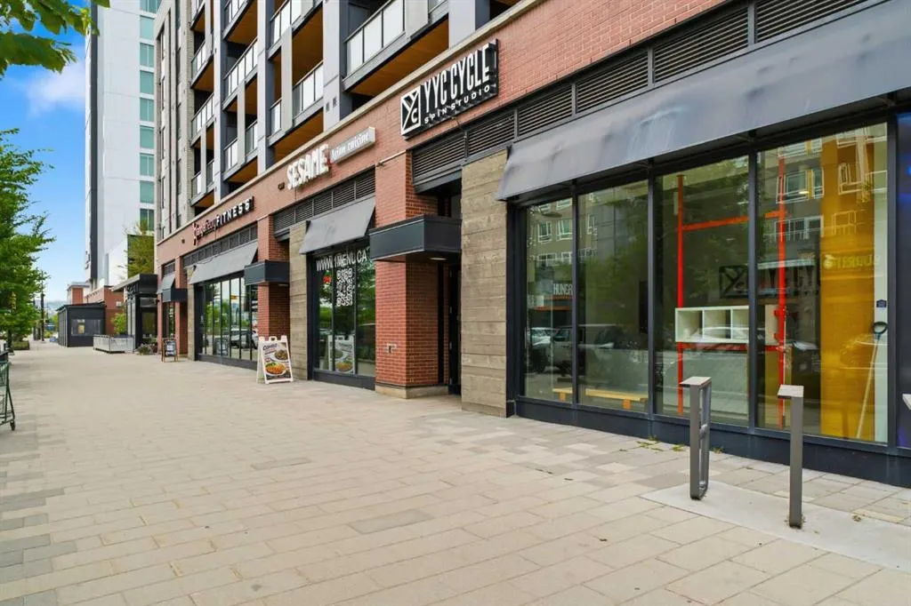 105 Lebel Crescent NW #301