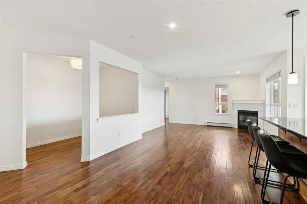 22 Richard Place SW #340