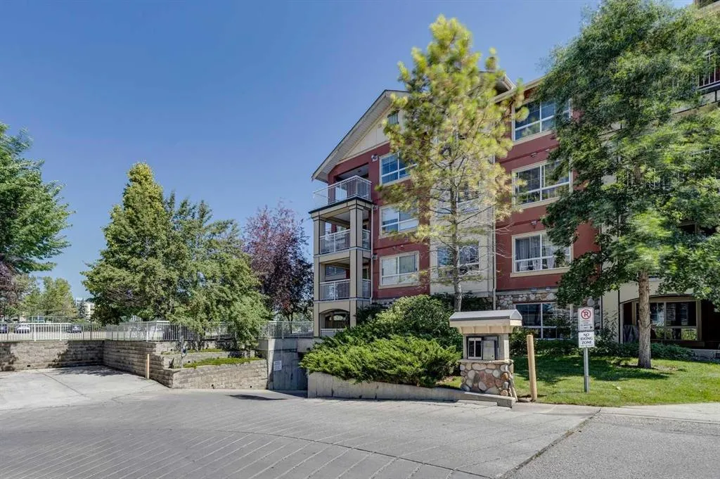 22 Richard Place SW #340