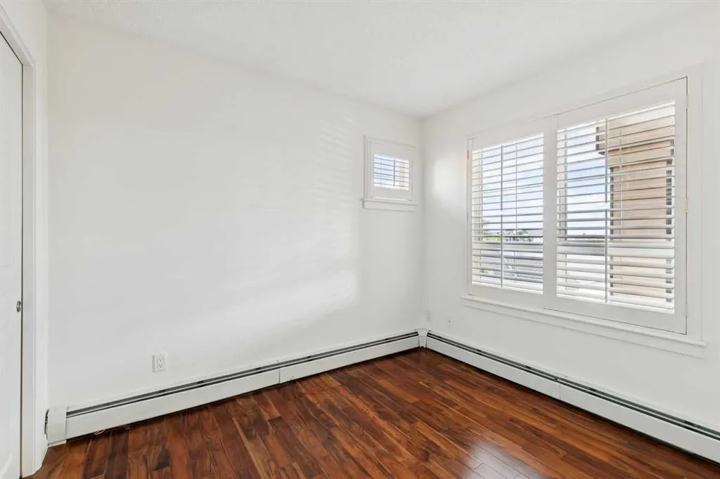 22 Richard Place SW #340