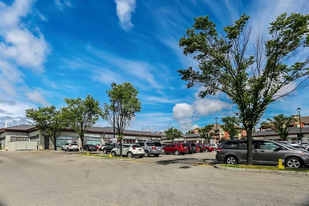 22 Richard Place SW #340