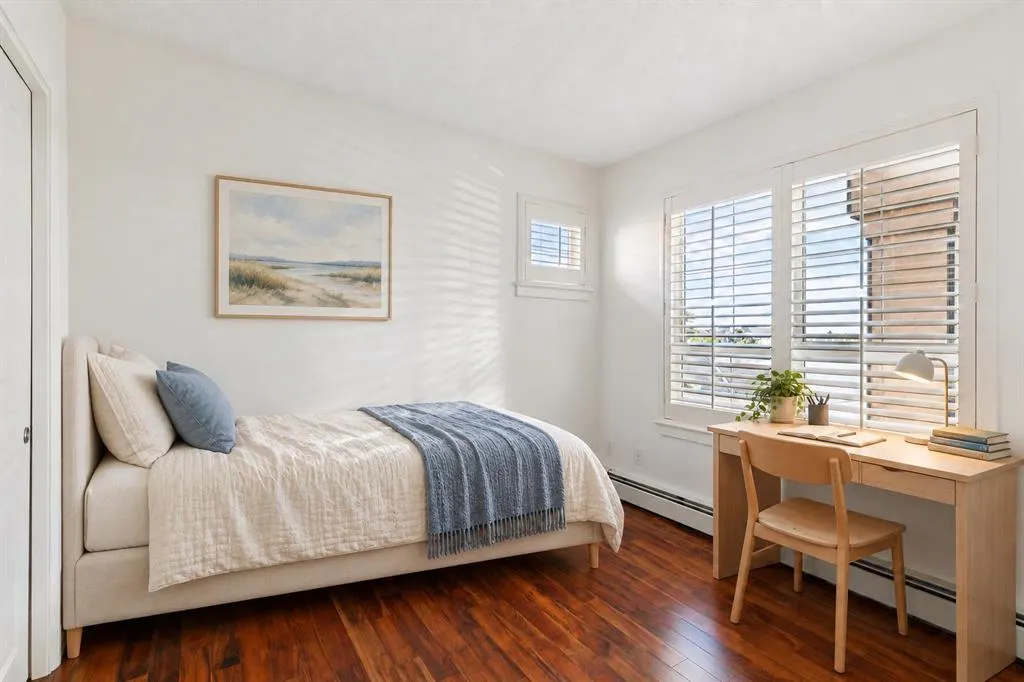 22 Richard Place SW #340