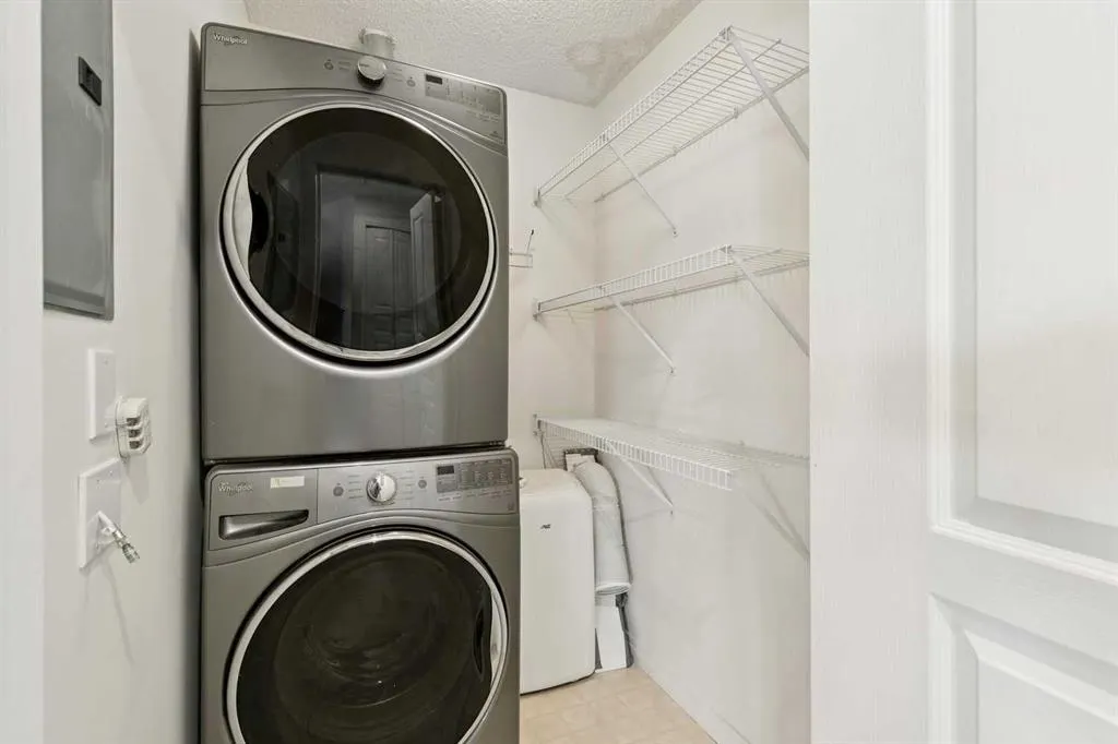 22 Richard Place SW #340