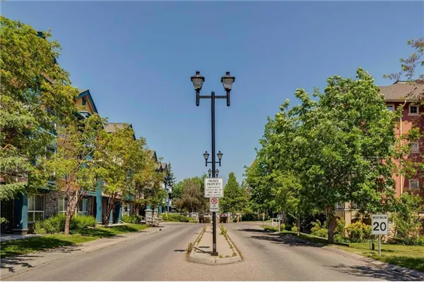 22 Richard Place SW #340